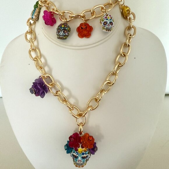 NWT BETSEY JOHNSON HALLOWEEN SKULL NECKLACE & BRACELET SET - Picture 1 of 6
